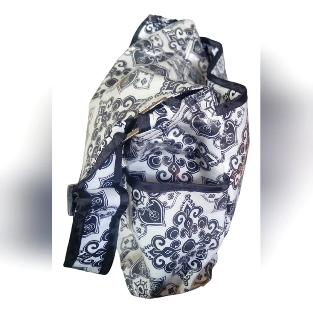 Trend Lab Black and White Floral Baby Diaper Bag Utility Set With Bottle Bag